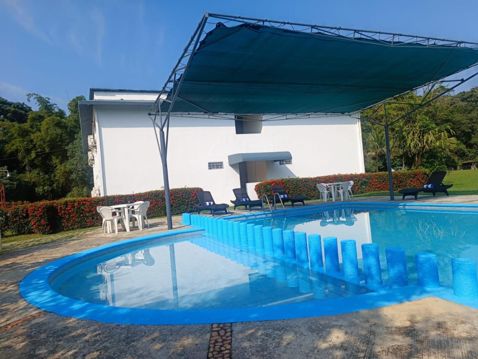 Hotel Los Leones Palenque Esterno foto